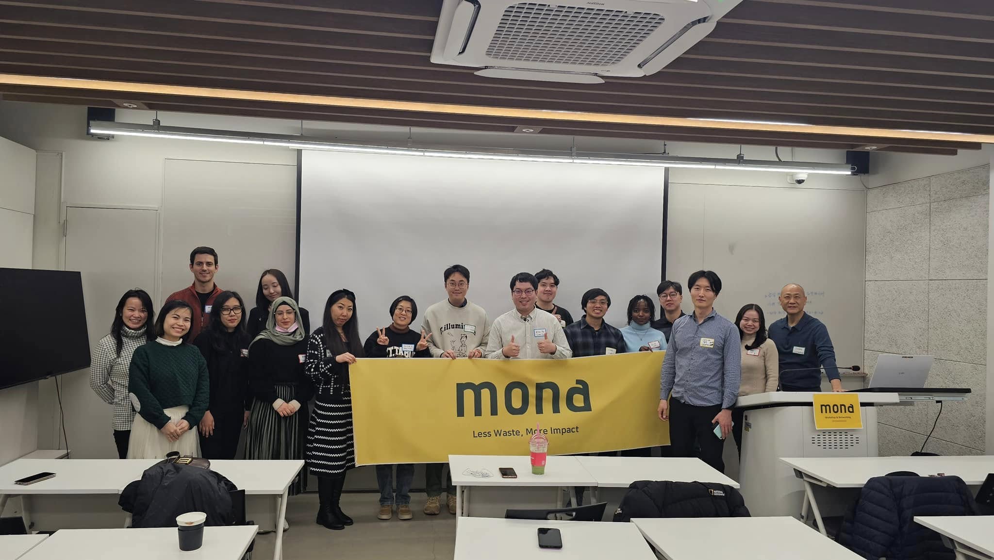 MONA 마케팅 네트워킹 워크샵 단체사진